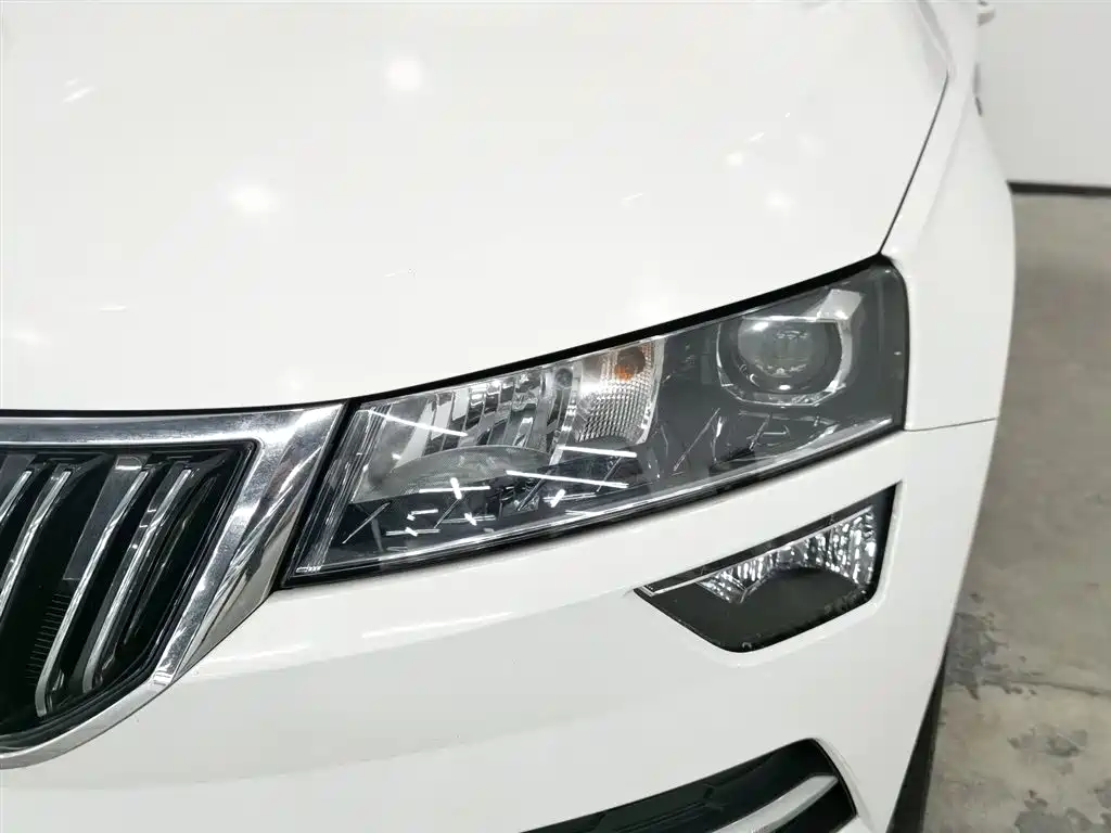 Škoda Karoq 2021 TSI280 Luxury Edition фото 7
