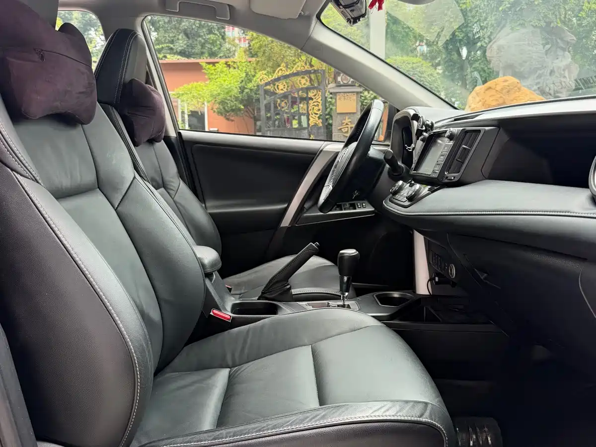 Toyota RAV4 Rongfang 2018 2.5L Automatic 4WD Elite i Edition фото 10
