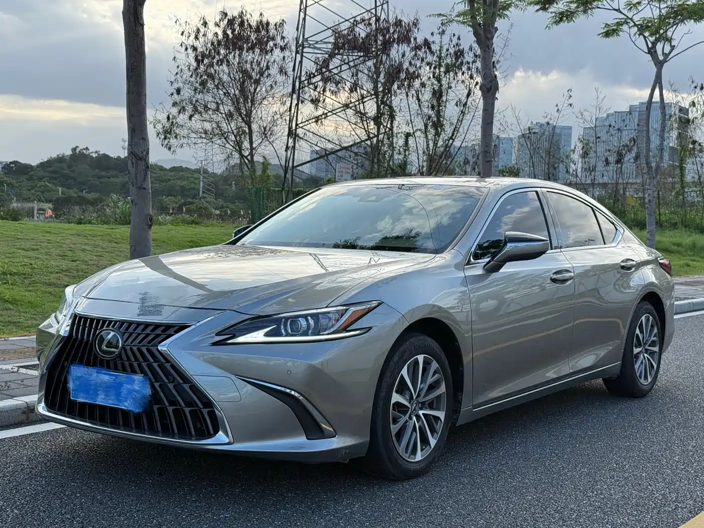 Lexus ES 2023 200 Excellence Edition
