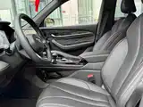 Фото 9 - Geely Monjaro