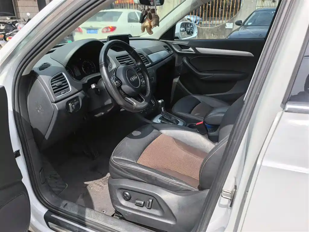 Audi Q3 2016 35 TFSI Fashion фото 15