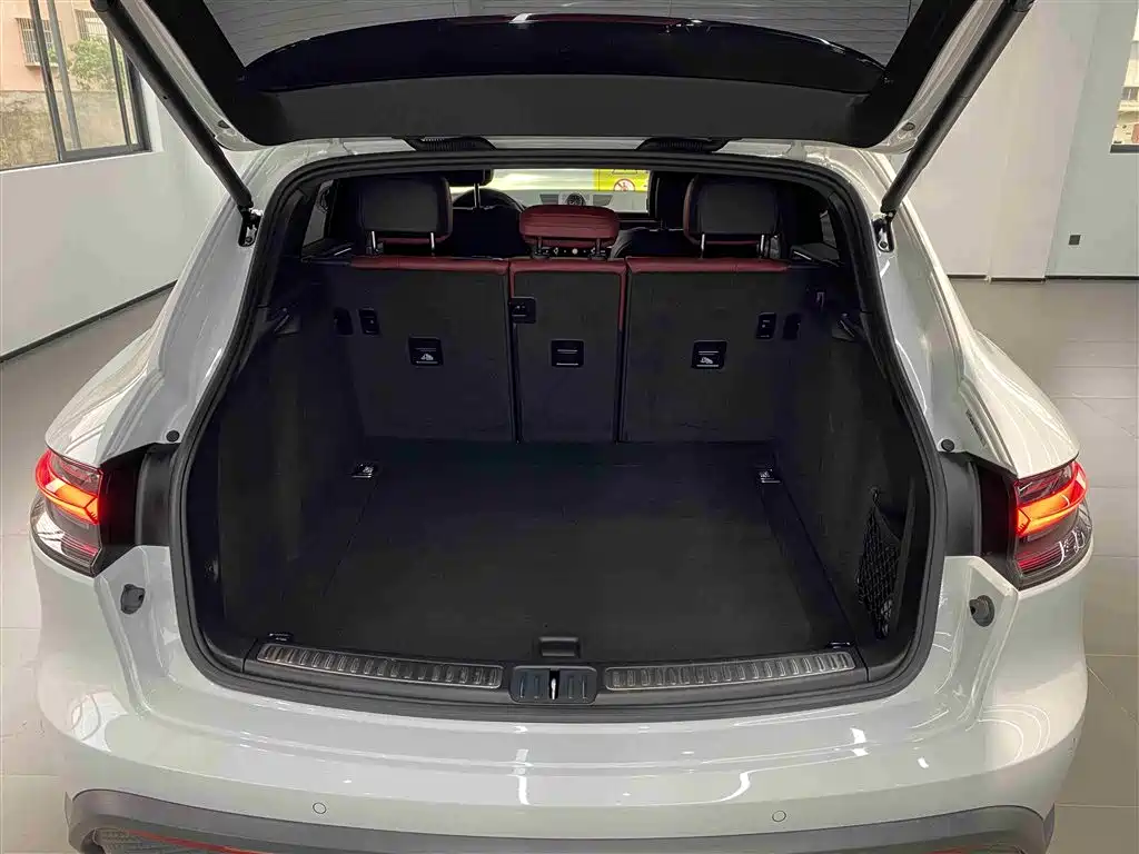 Porsche Macan 2023 Macan 2.0T фото 23