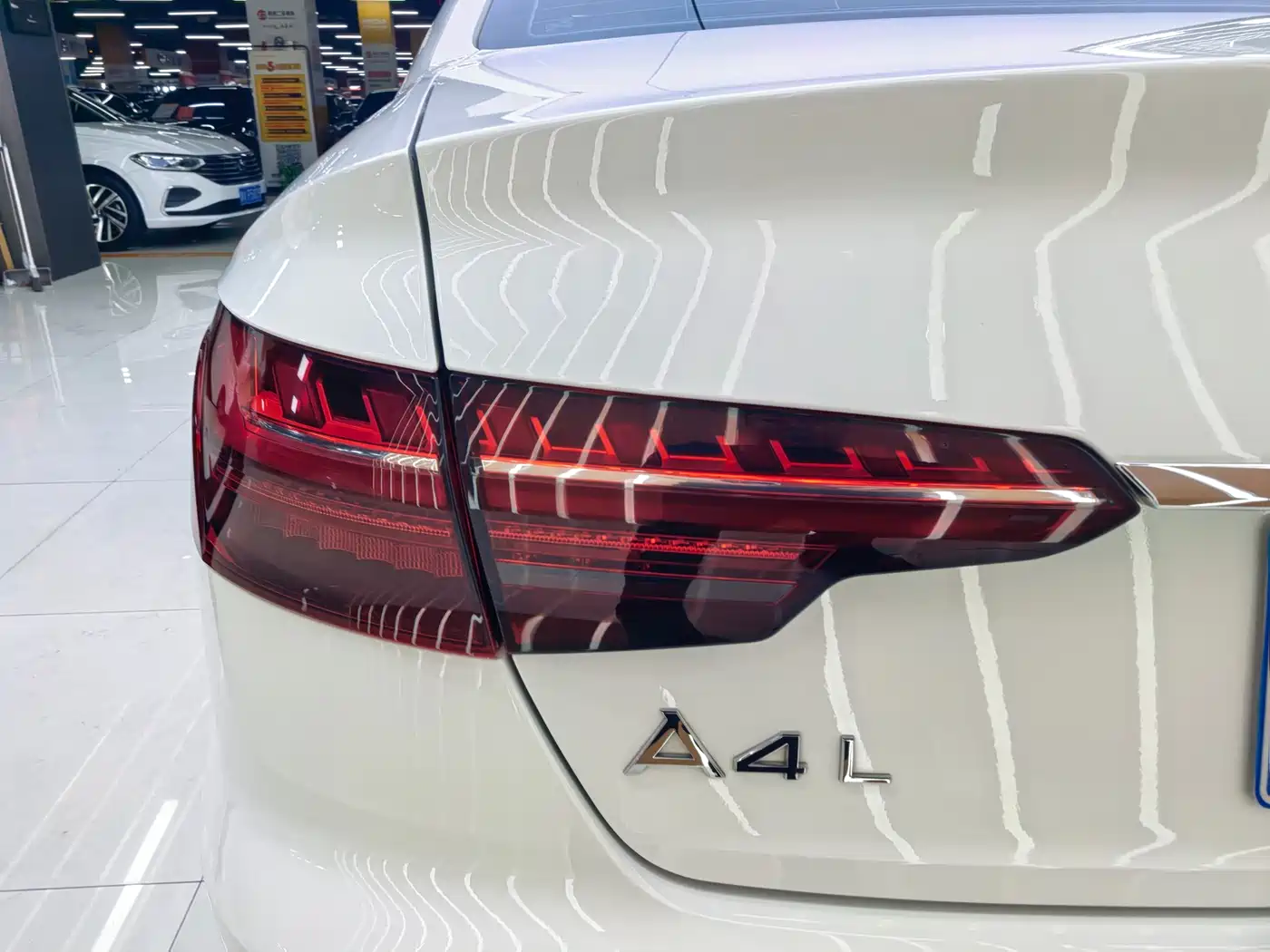 Audi A4L 2020 40 TFSI Luxury Dynamic фото 14