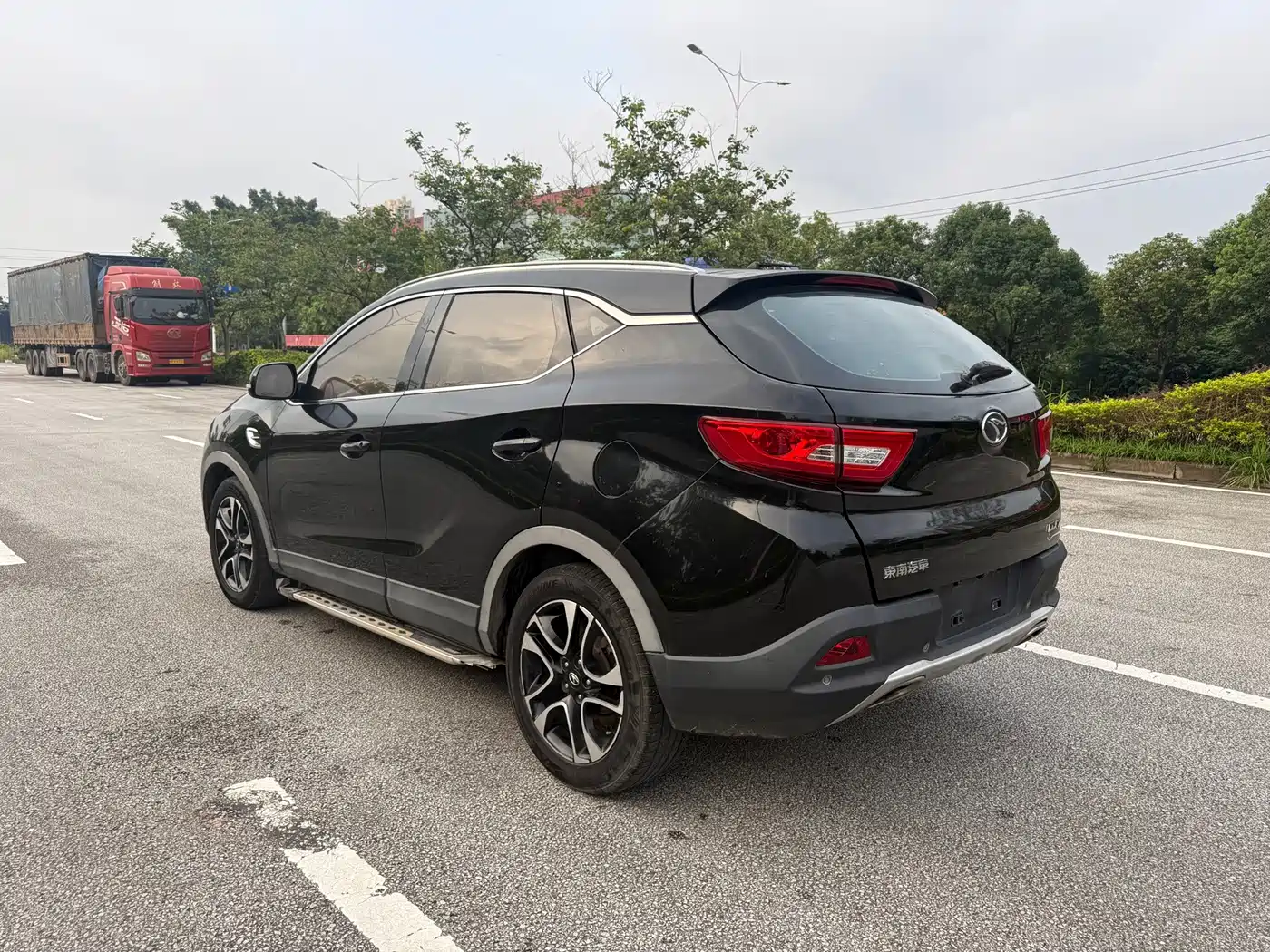 Soueast DX7 2017 2017 1.5T Automatic Glory Edition