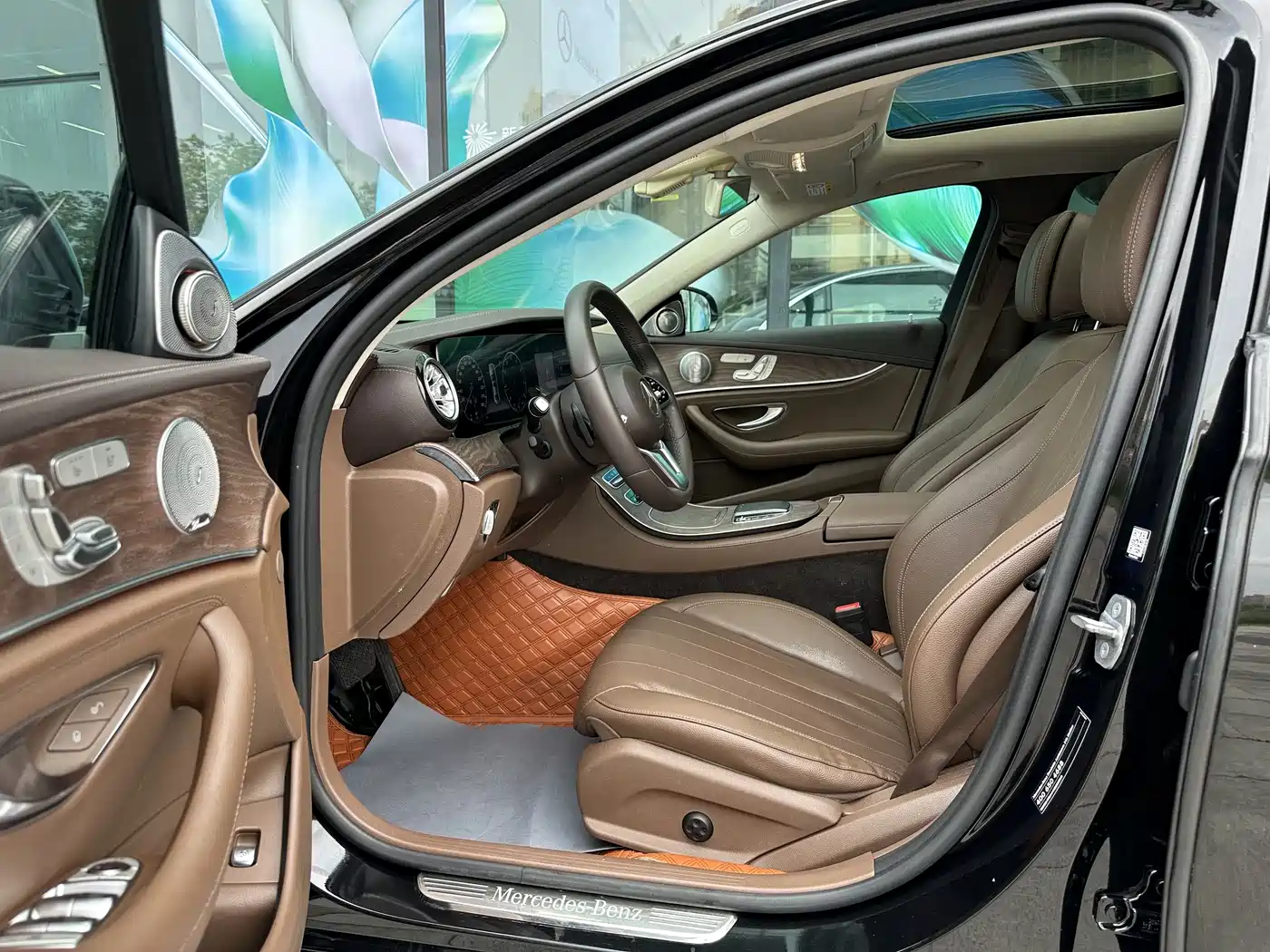 Mercedes-Benz E-Class 2019 Facelift E 300 L Luxury фото 16