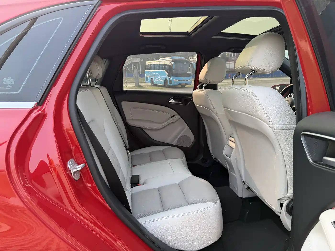 Mercedes-Benz B-Class 2015 B 200 Dynamic фото 15