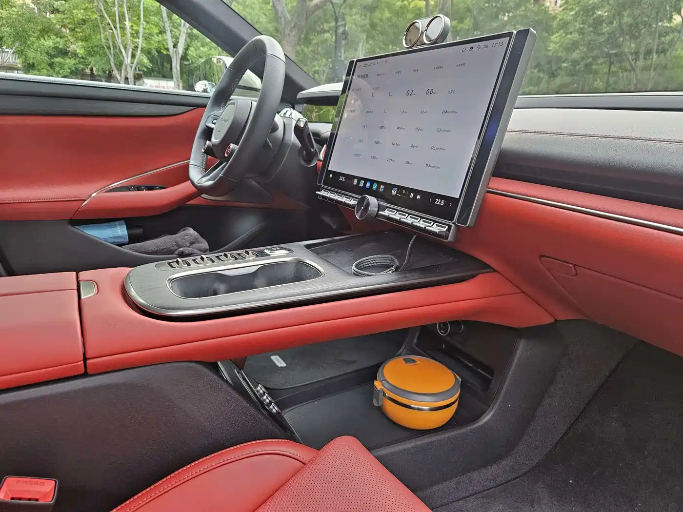 Xiaomi Auto Xiaomi SU7 2024 AWD Extended Range Advanced Smart Driving Max Edition фото 5