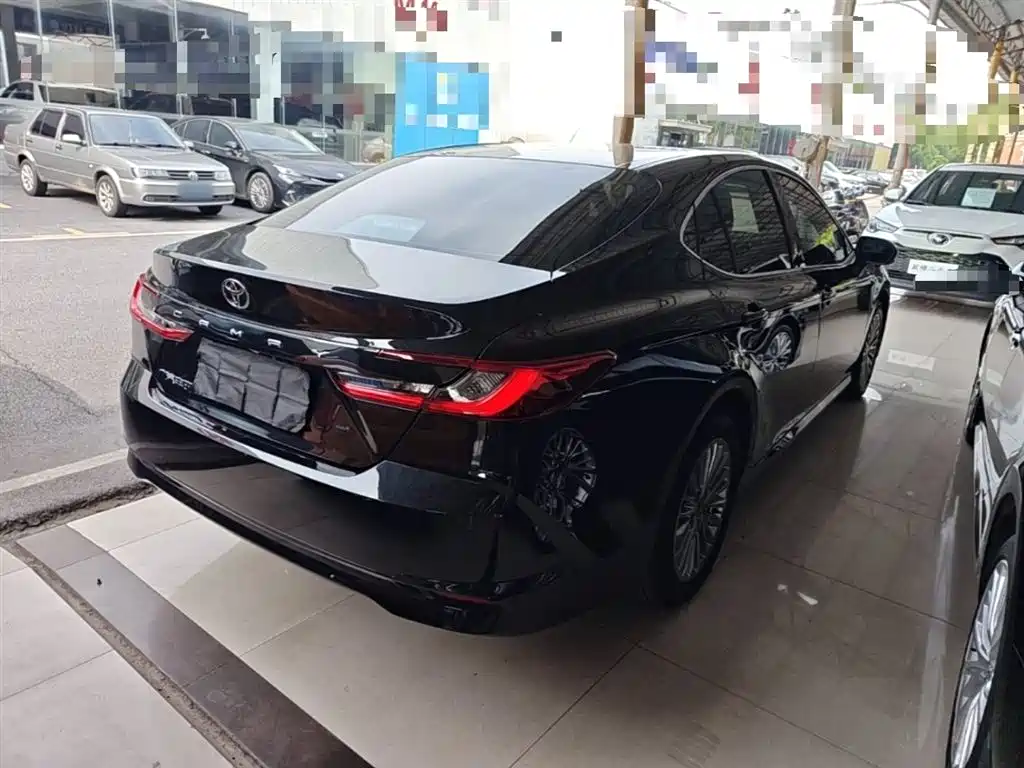 Toyota Camry 2024 2.0E Elite Edition фото 7