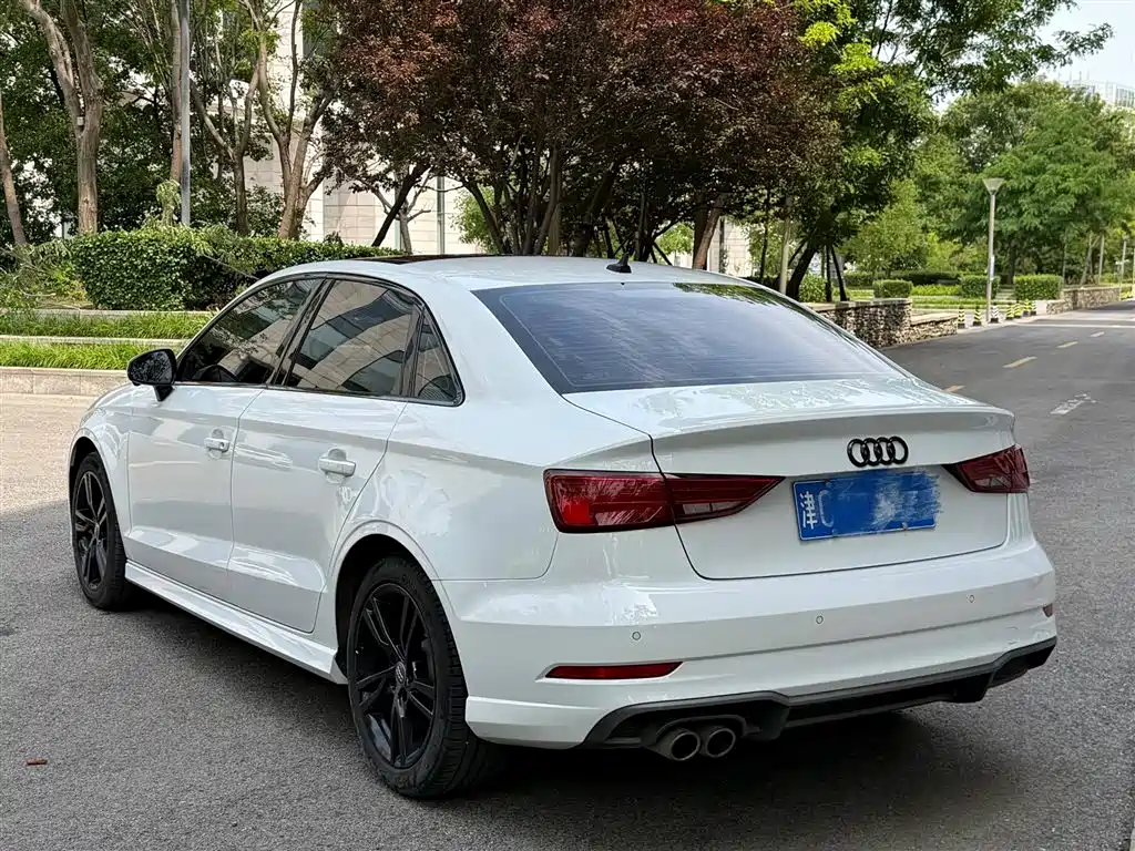 Audi A3 2019 Limousine 35 TFSI Fashion China V фото 2