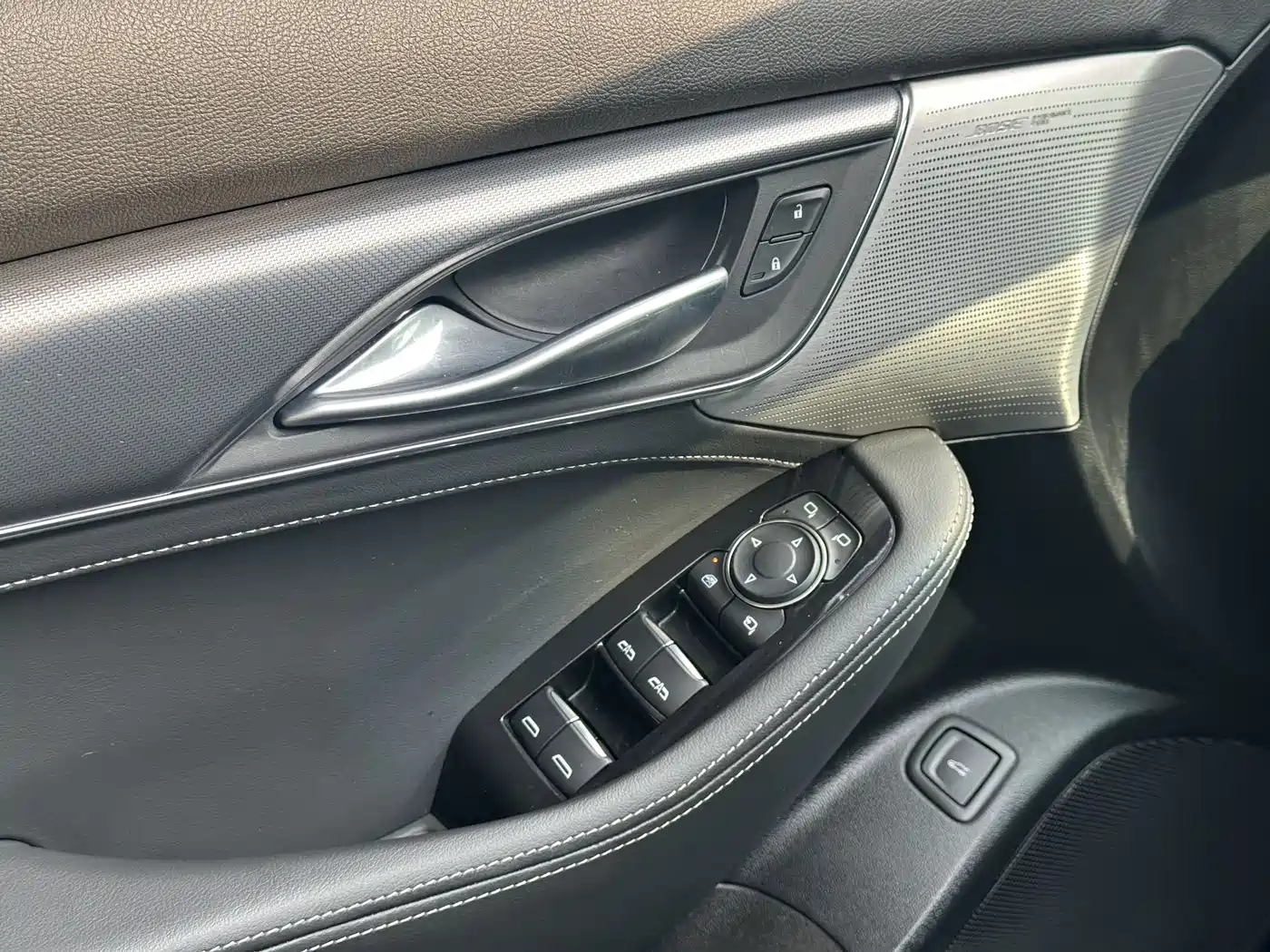 Cadillac CT5 2020 28T Luxury Model фото 24