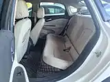 Photo 13 - Buick Verano