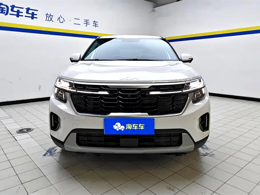 Kia Seltos 2026 Model 1.5L IVT Luxury Comfort Edition фото 2