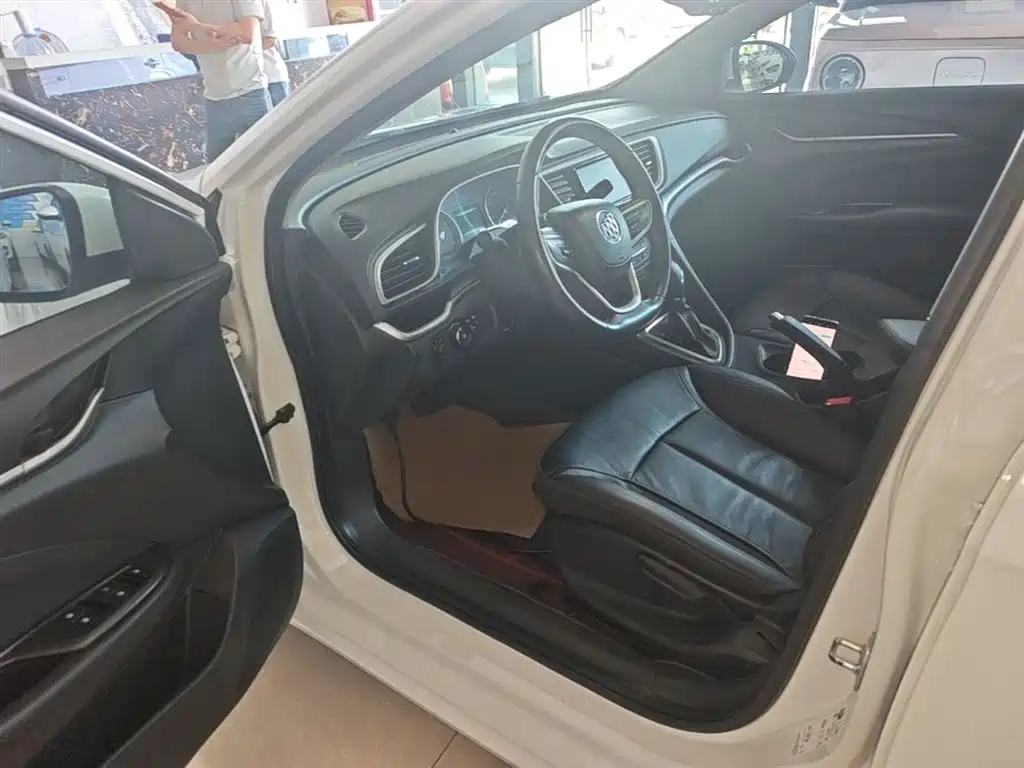 Buick Excelle 2019 18T Auto Connected Elite China VI фото 16