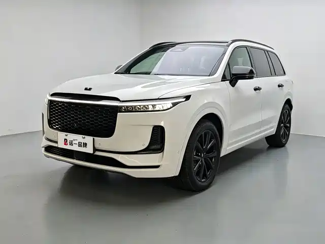 Li Auto ONE Последовательный гибрид, 6 мест