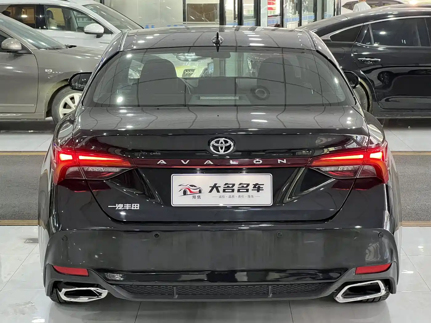 Toyota Avalon 2022 2.0L Progressive Edition фото 8