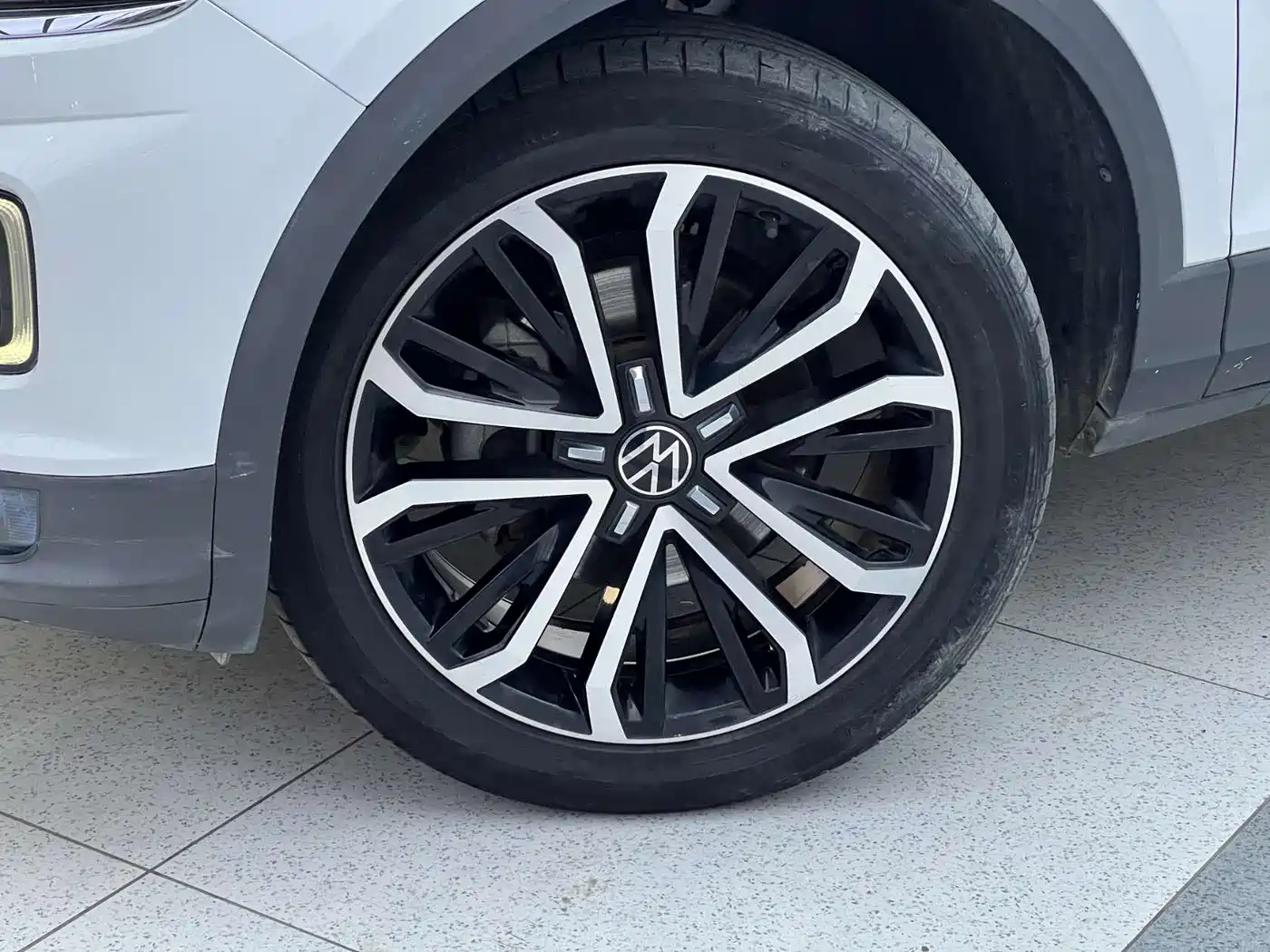 Volkswagen T-ROC 2021 Facelift 280TSI DSG 4WD Luxury Smart Connect Edition фото 20