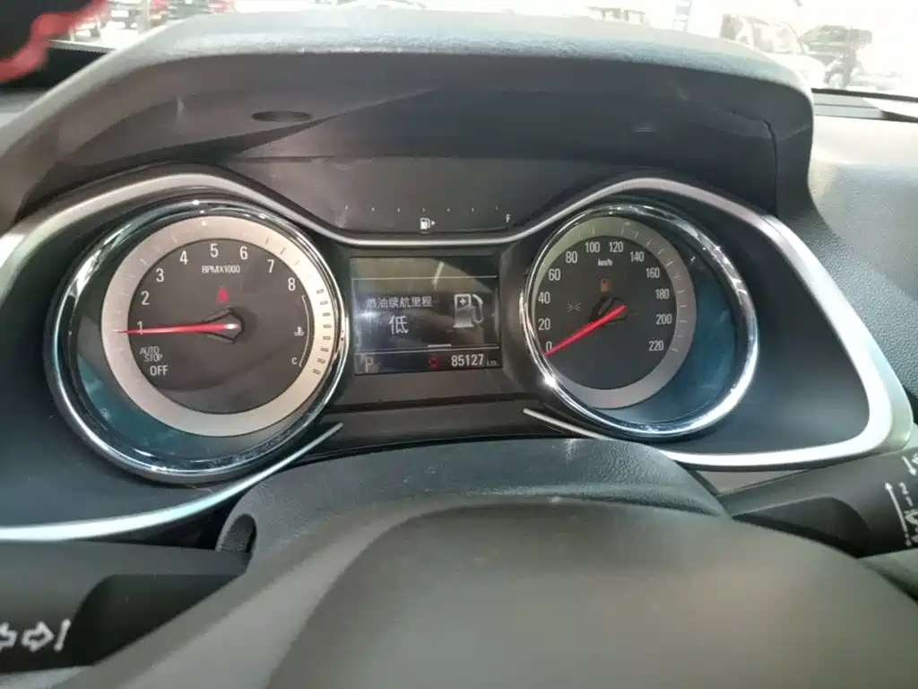 Chevrolet Volando 2019 2018 530T Auto Sport Edition (5+2 seater) China V