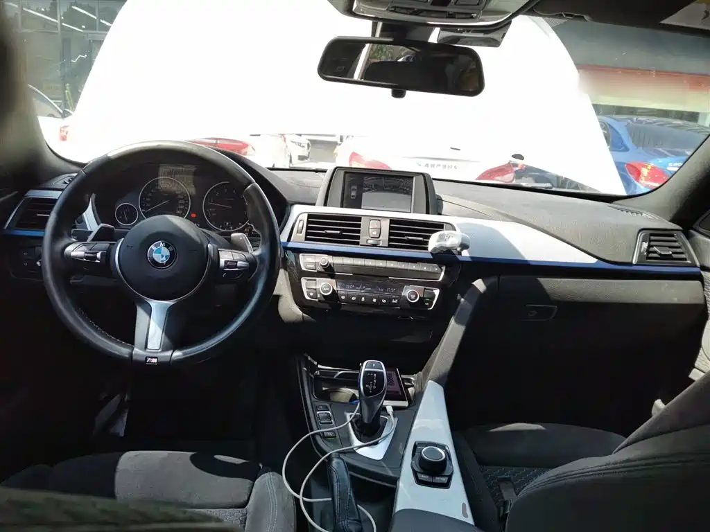 BMW 4 Series 2017 425i Gran Coupe Leading M Sport Package фото 6