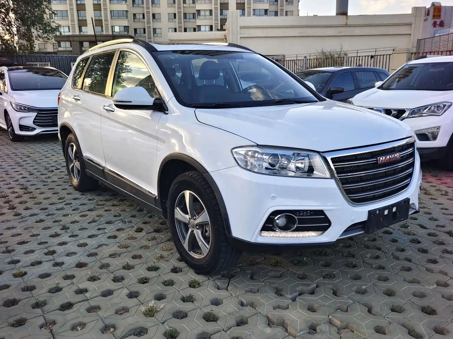 Фото 3 - Haval H6
