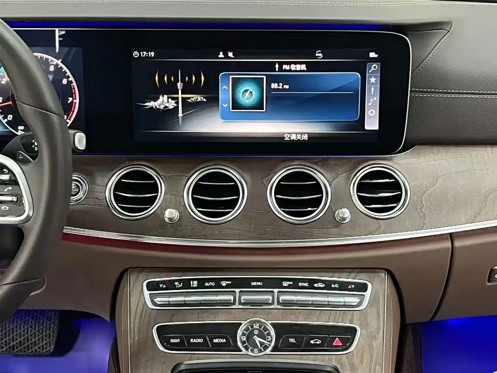 Mercedes-Benz E-Class 2019 Facelift E 300 L Fashion фото 10