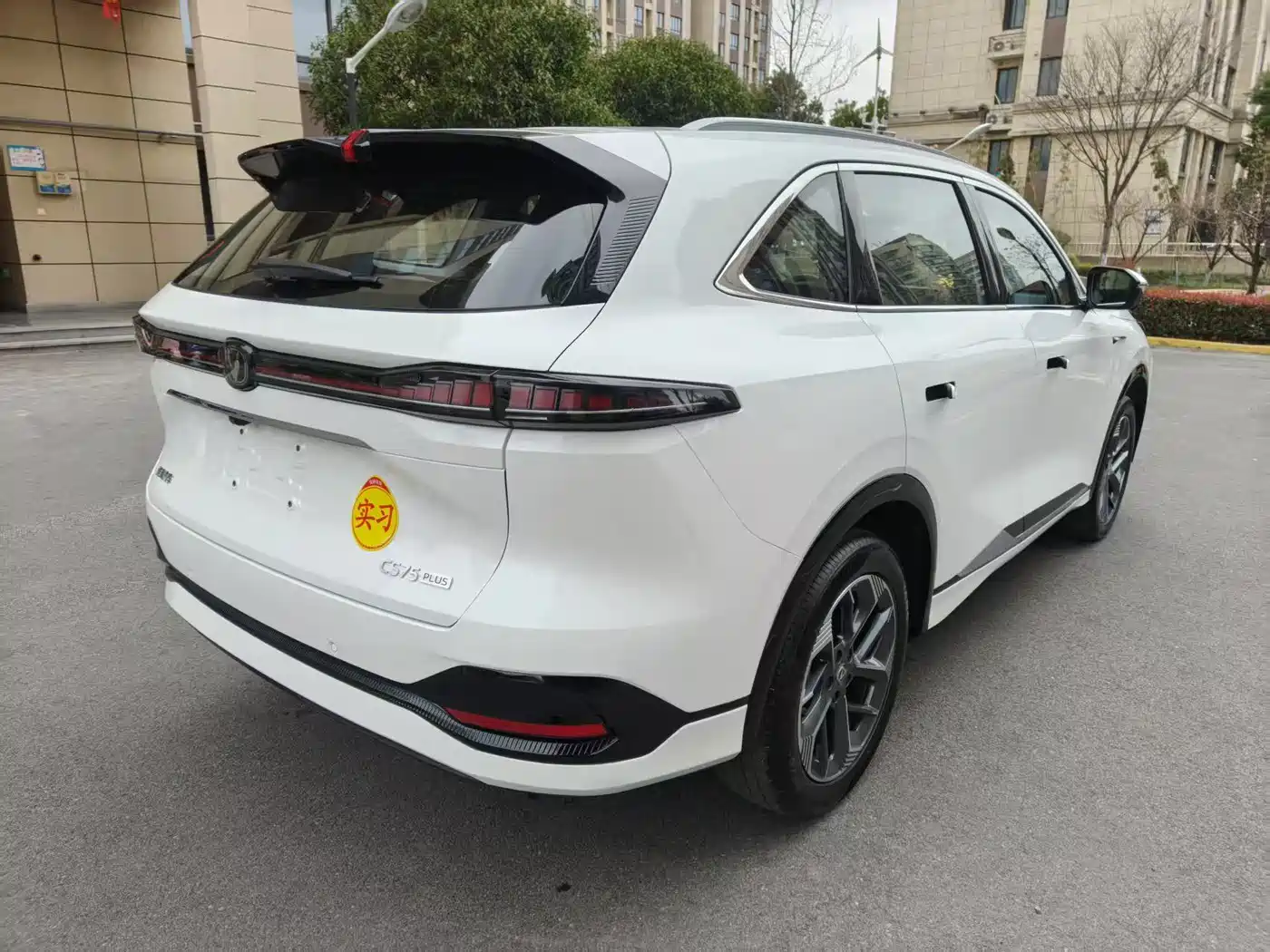 CHANG'AN CS75PLUS