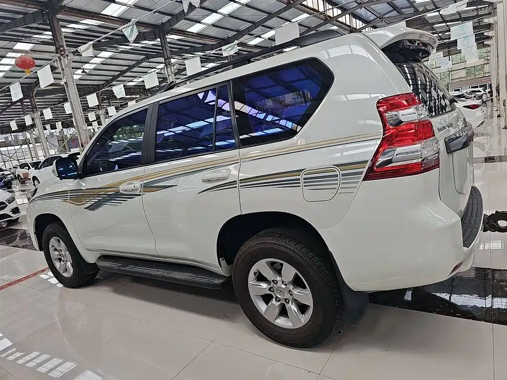 Toyota Prado 2016 2.7L Auto Luxury Edition фото 8