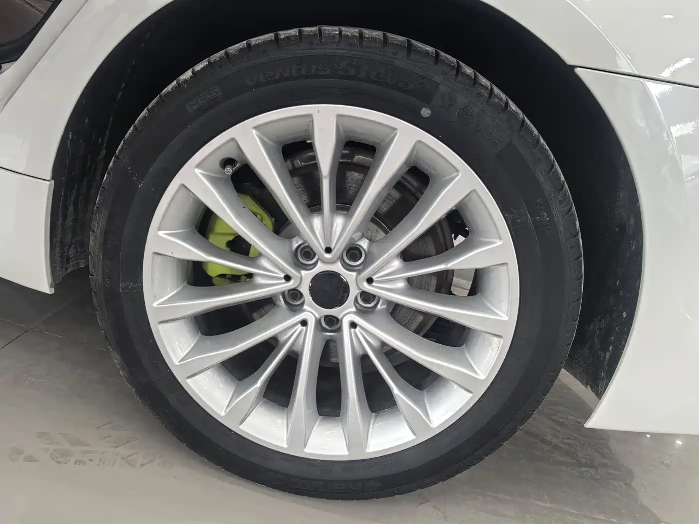 BMW 5 Series 2019 525Li Luxury Package фото 15