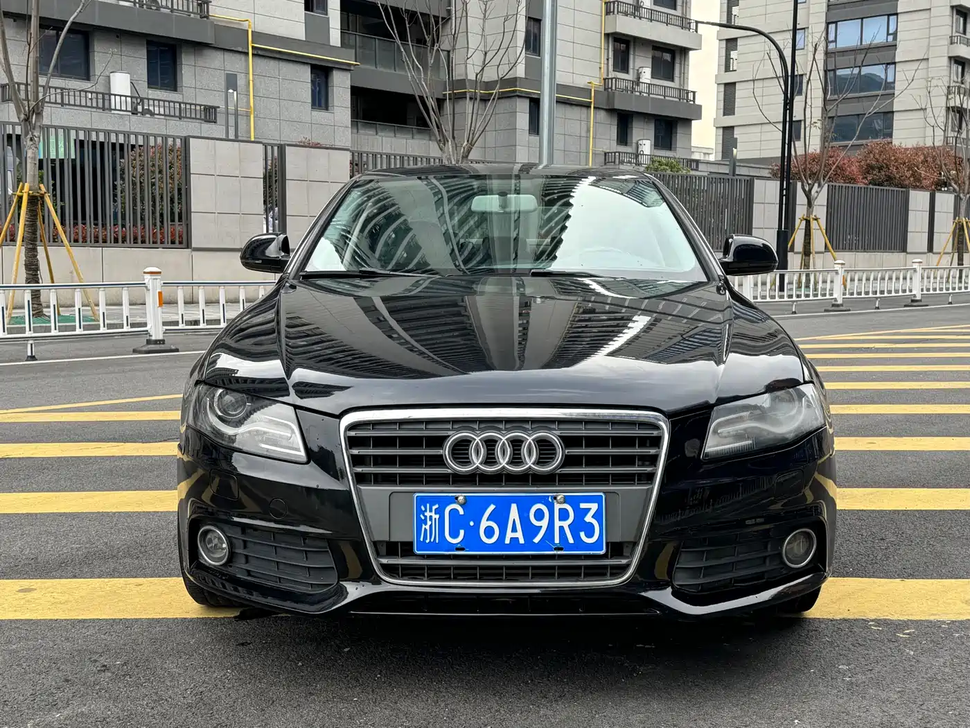 Audi A4L 2011 2.0 TFSI Luxury фото 5