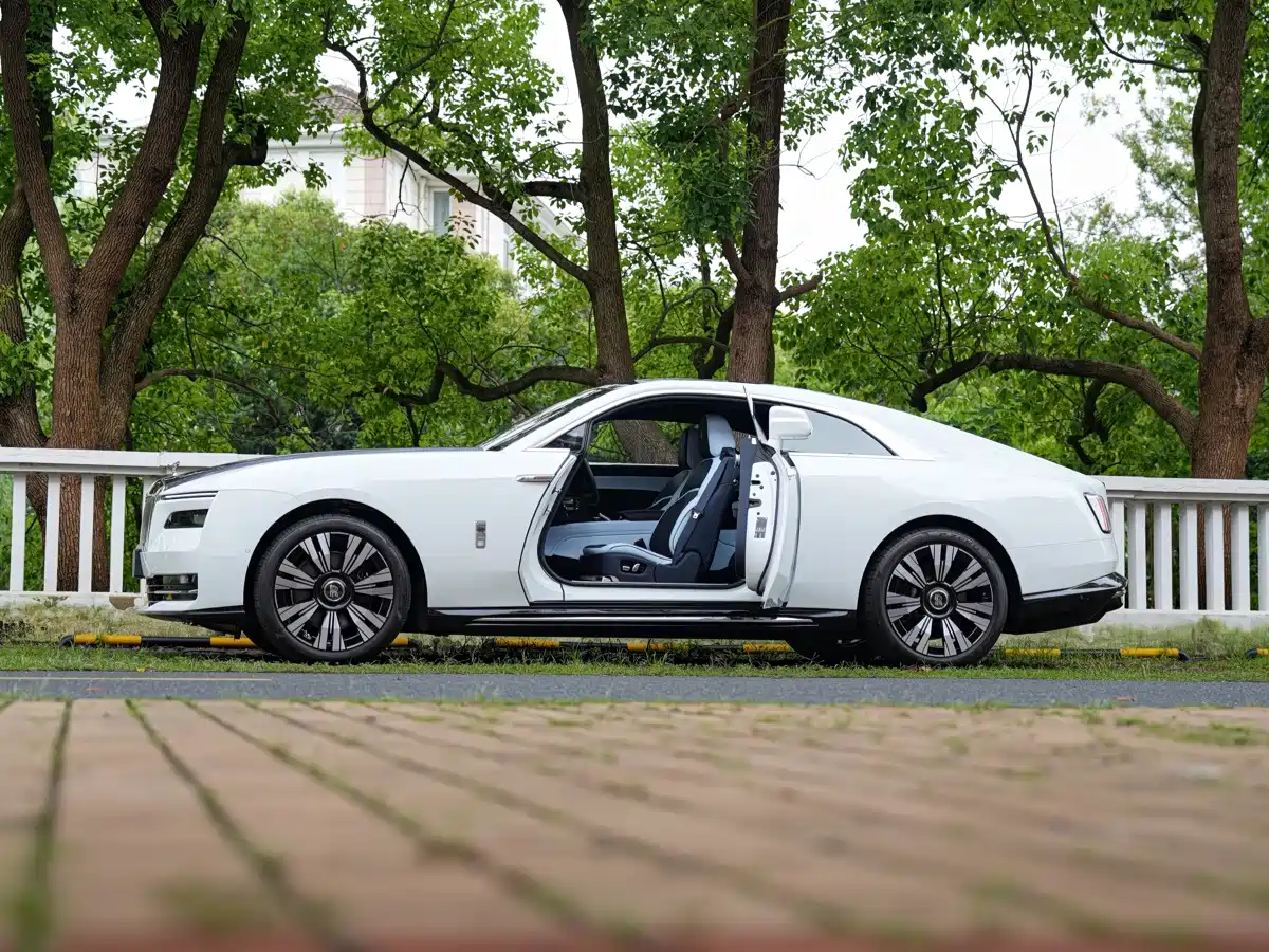 Rolls-Royce Spectre 2026 2024 Standard Model