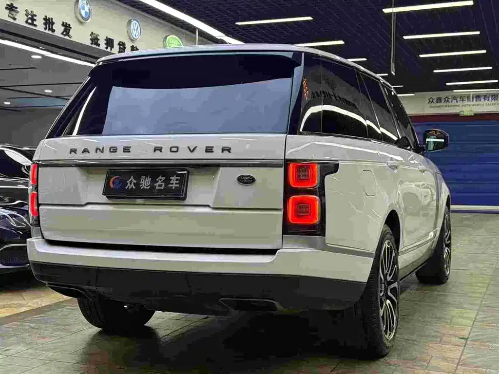 Land Rover Range Rover 2018 3.0 SC V6 Vogue Heritage Edition фото 9
