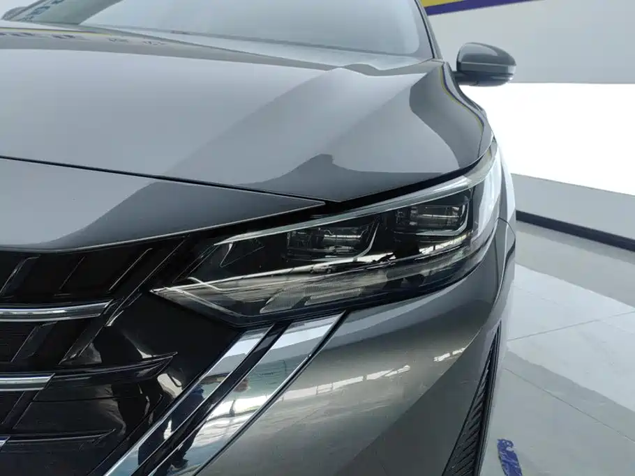 Nissan SYLPHY, миниатюра 5
