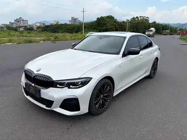  BMW BMW 3 Series 2023 325i M Sport Black Night Package