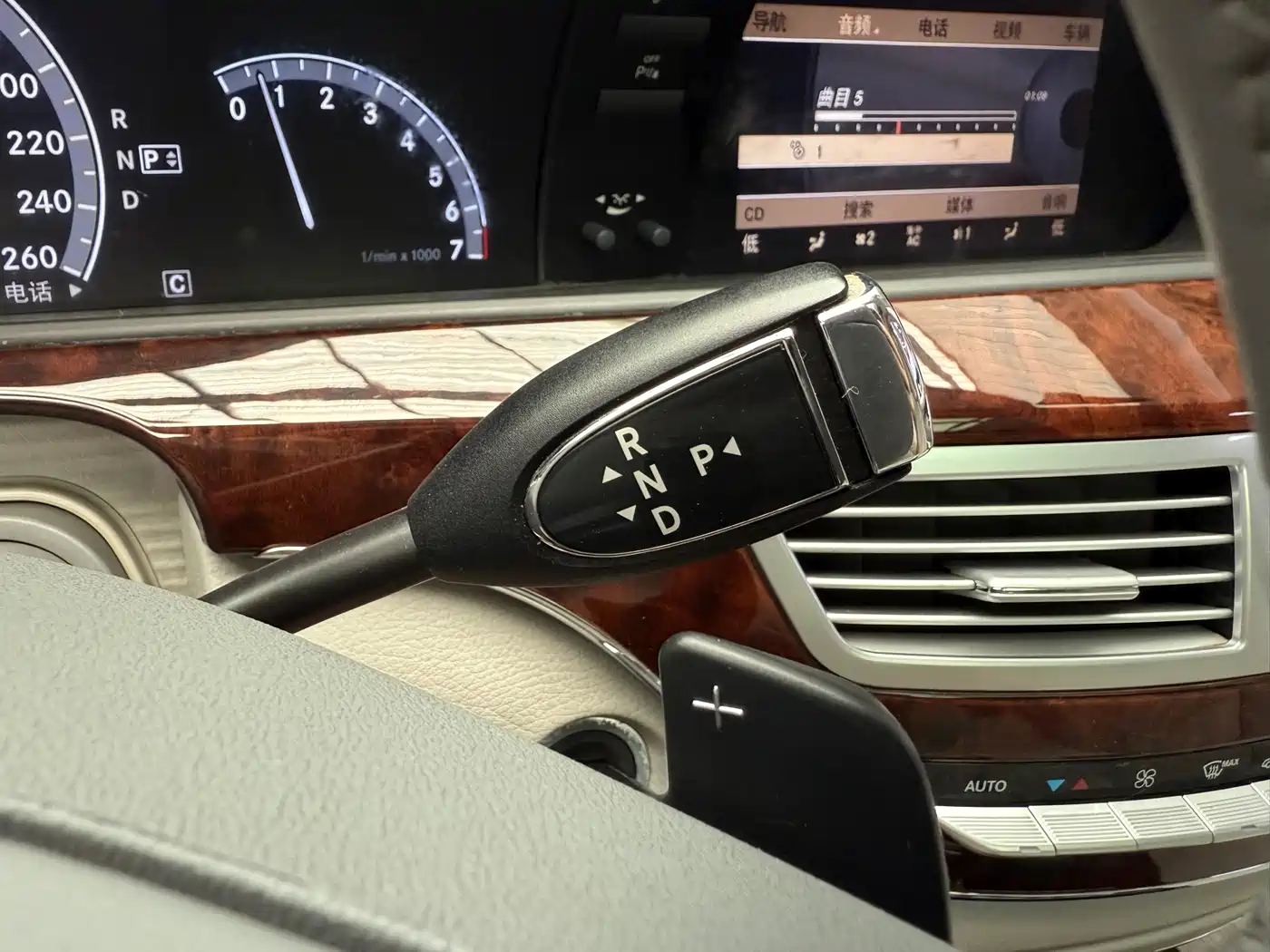 Mercedes-Benz S-Class 2010 S 350 L Luxury фото 8