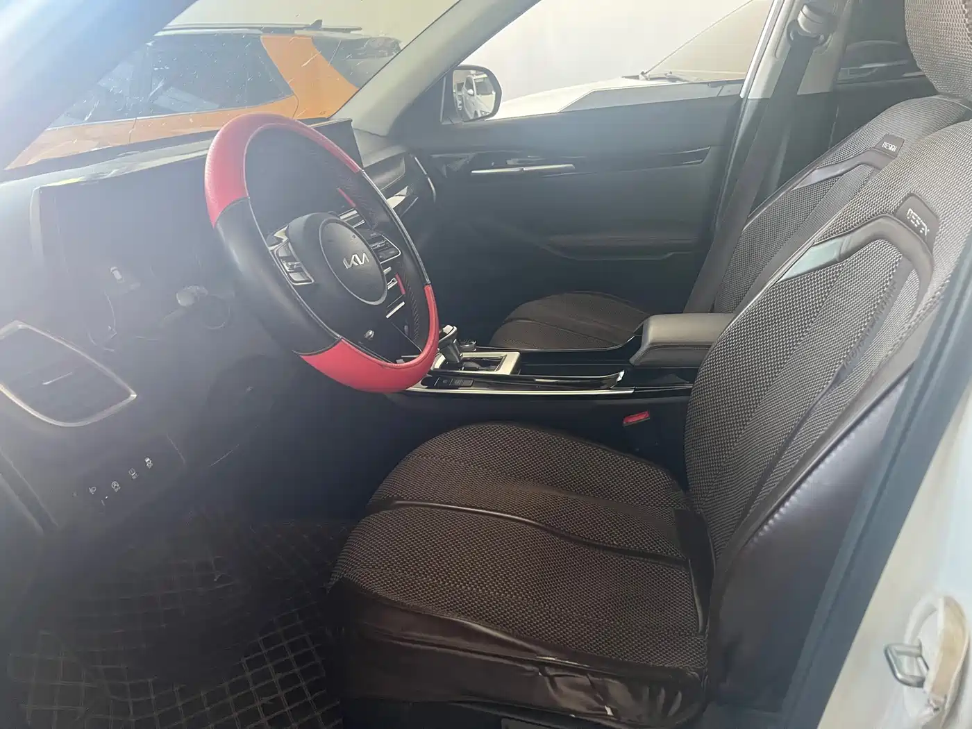 Kia KX3 Smart Run 2021 1.5L CVT Fashion Edition фото 12