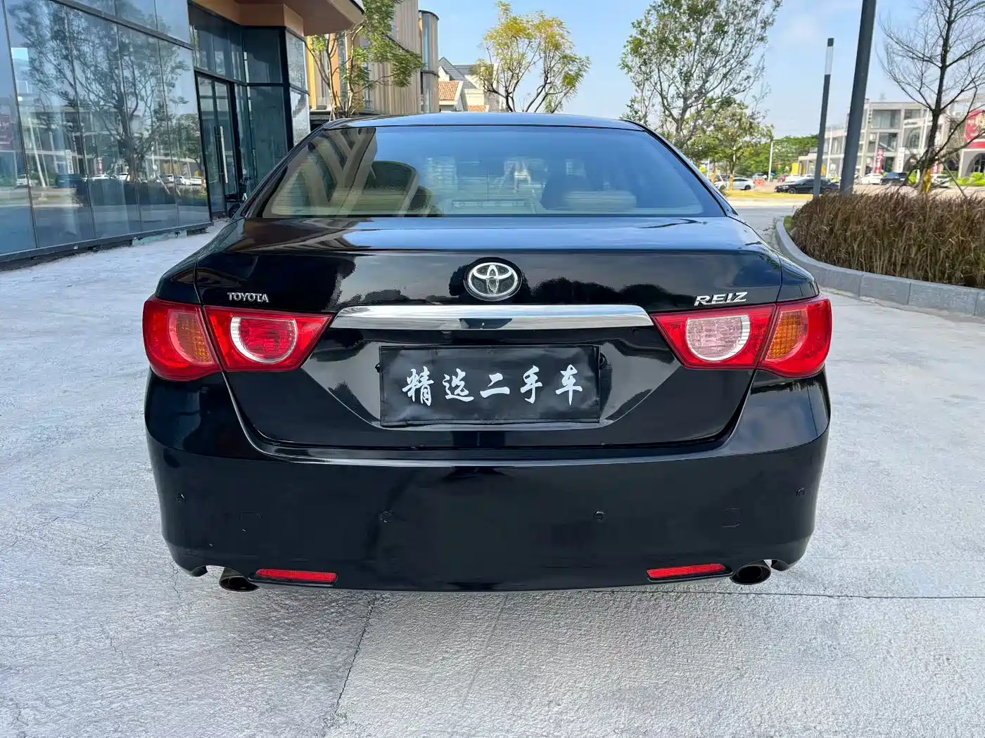 Toyota Reiz 2010 2.5S Elegance Elite Edition фото 4