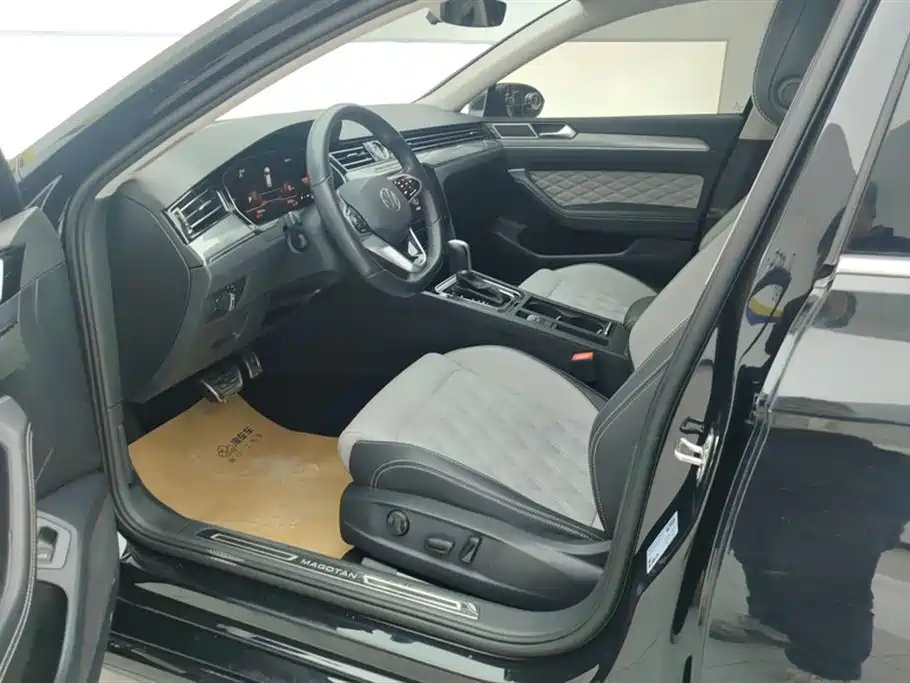 Volkswagen Magotan 2023 2 Million Units Anniversary Edition 330TSI DSG Leading Type фото 9