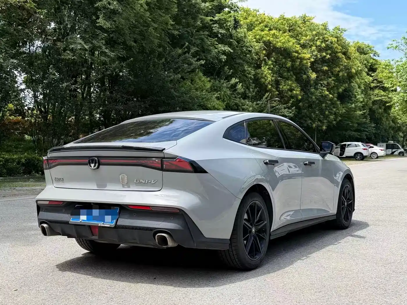 CHANGAN UNI-V