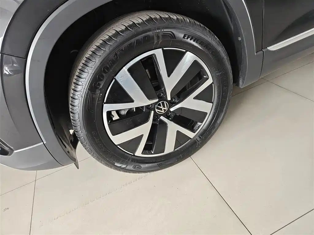 Volkswagen Tayron 2024 300TSI 2WD Luxury Plus Advanced фото 23