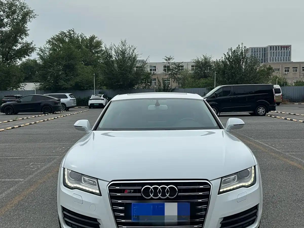 Audi A7 2013 50 TFSI quattro Comfort фото 2