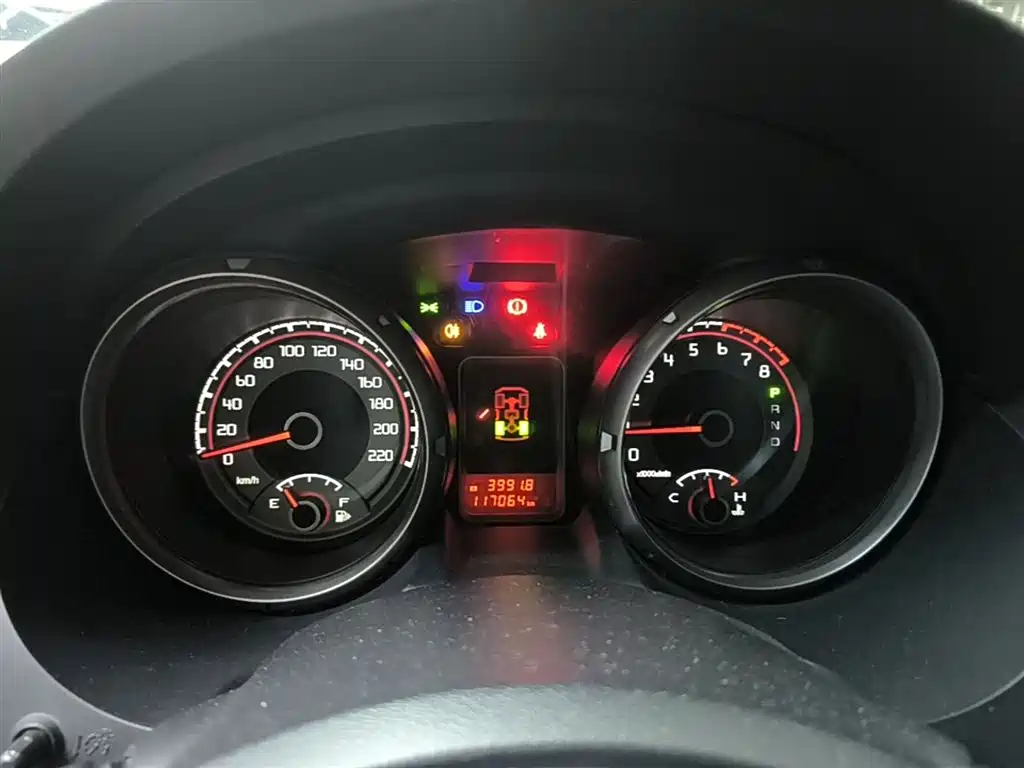 Mitsubishi Pajero (Import) 2016 3.0L Automatic Standard (China IV) фото 12