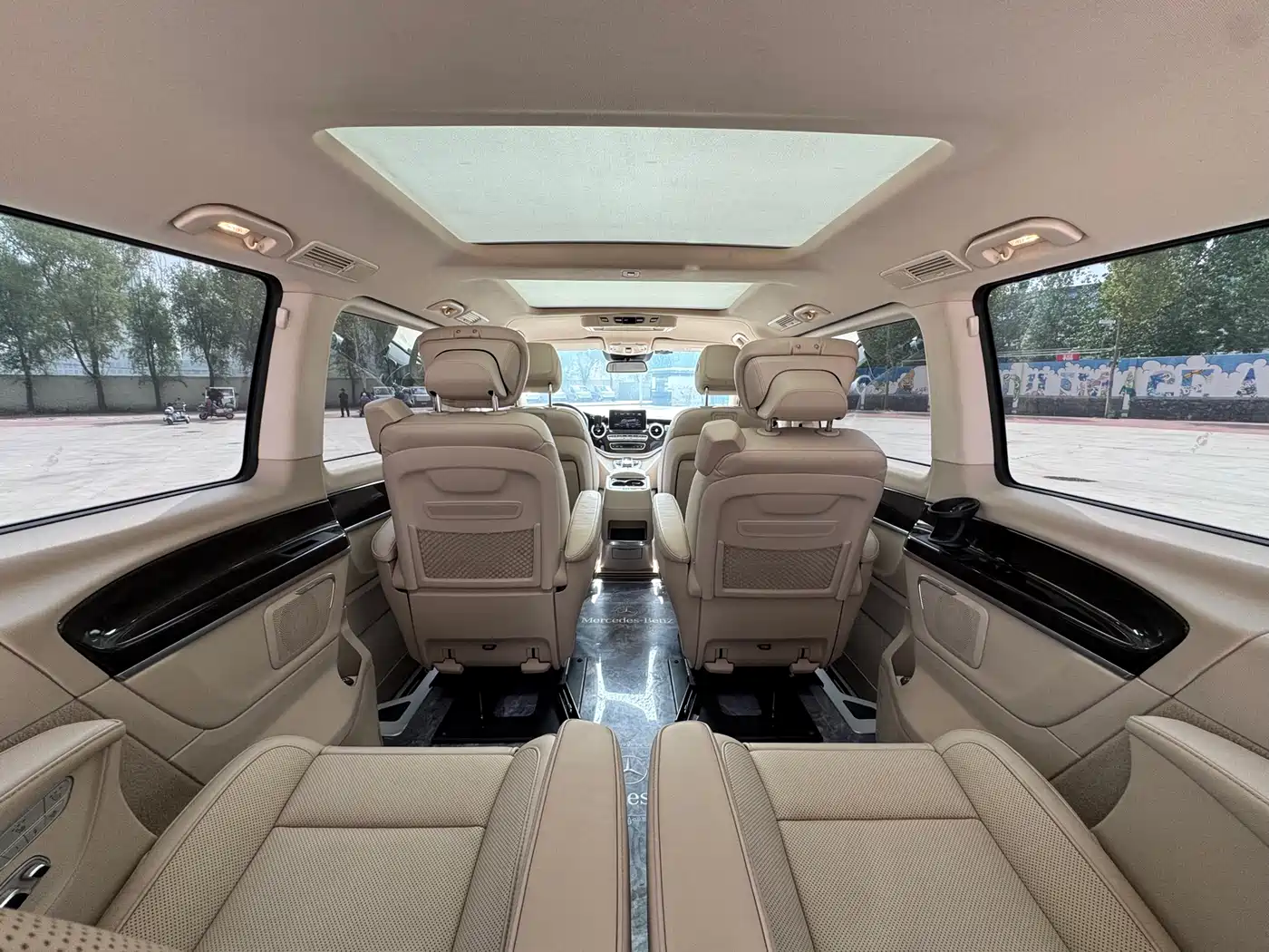 Mercedes-Benz V-Class 2016 V 260 L Premium Long фото 19