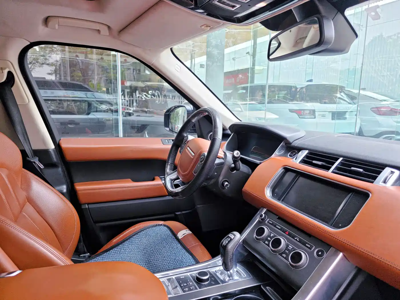 Land Rover Range Rover Sport 2014 3.0 SC V6 HSE DYNAMIC фото 16