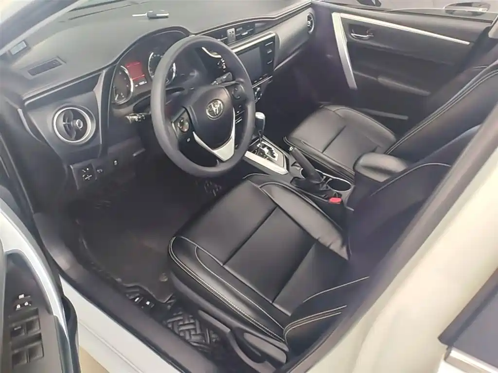 Toyota Levin 2018 185T CVT Prestige Edition China VI фото 15