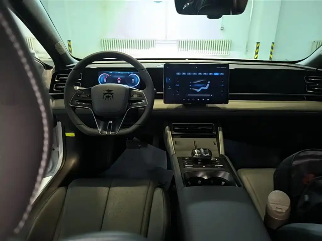 BYD Qin L 2024 DM-i 80KM Superior фото 10