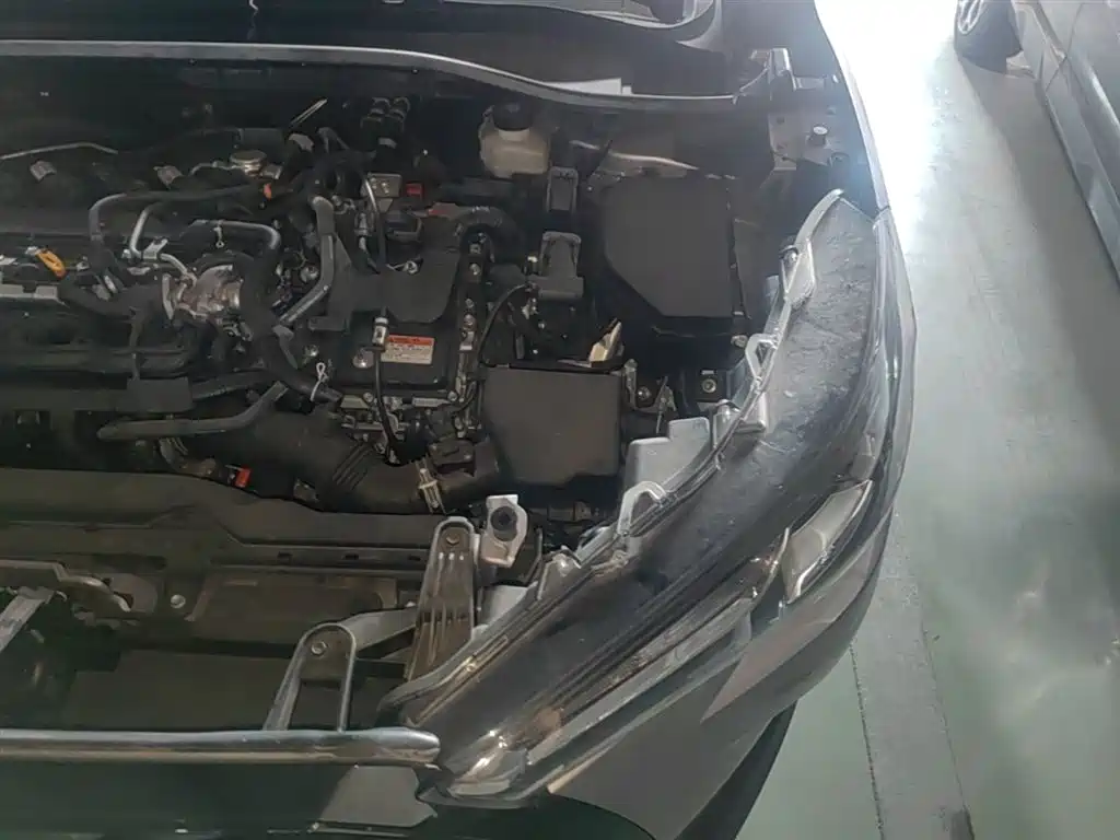 Toyota Corolla Cross 2024 2.0L Smart Hybrid Dual Engine Elite Edition фото 22