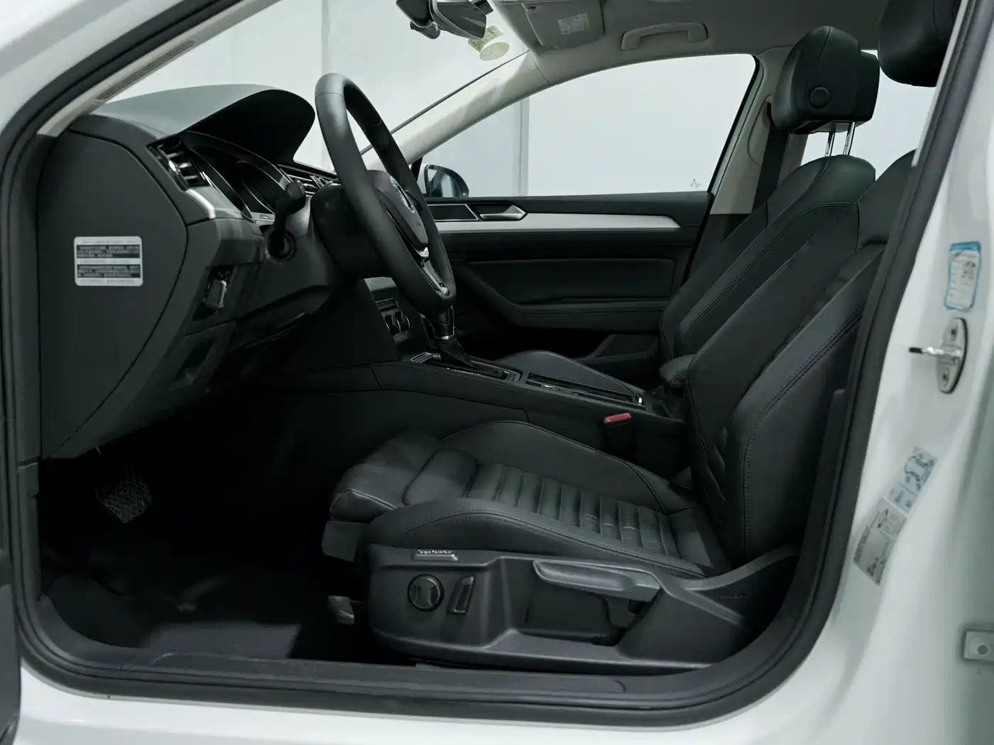 Volkswagen Weilan 2016 380TSI 2WD Comfort Edition фото 10