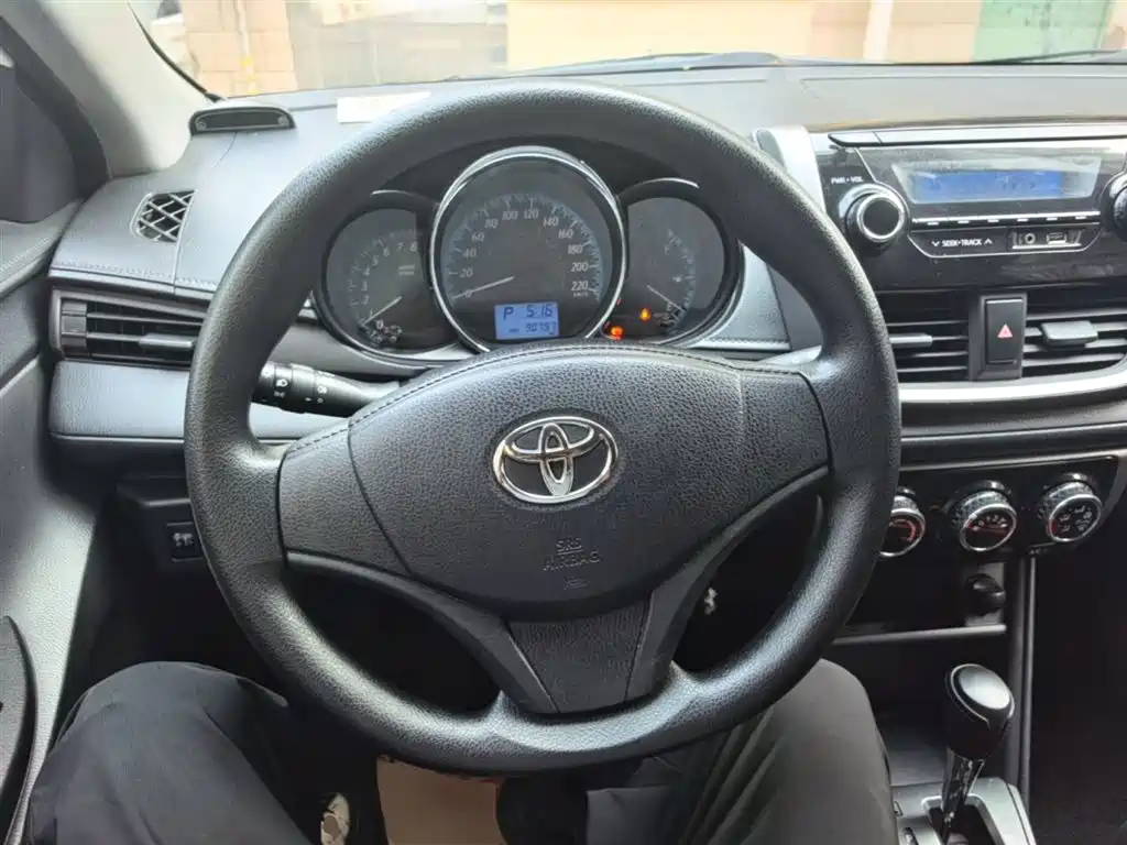 Toyota YARiS L Zhi Xiang 2017 1.5E CVT Charming Edition фото 11