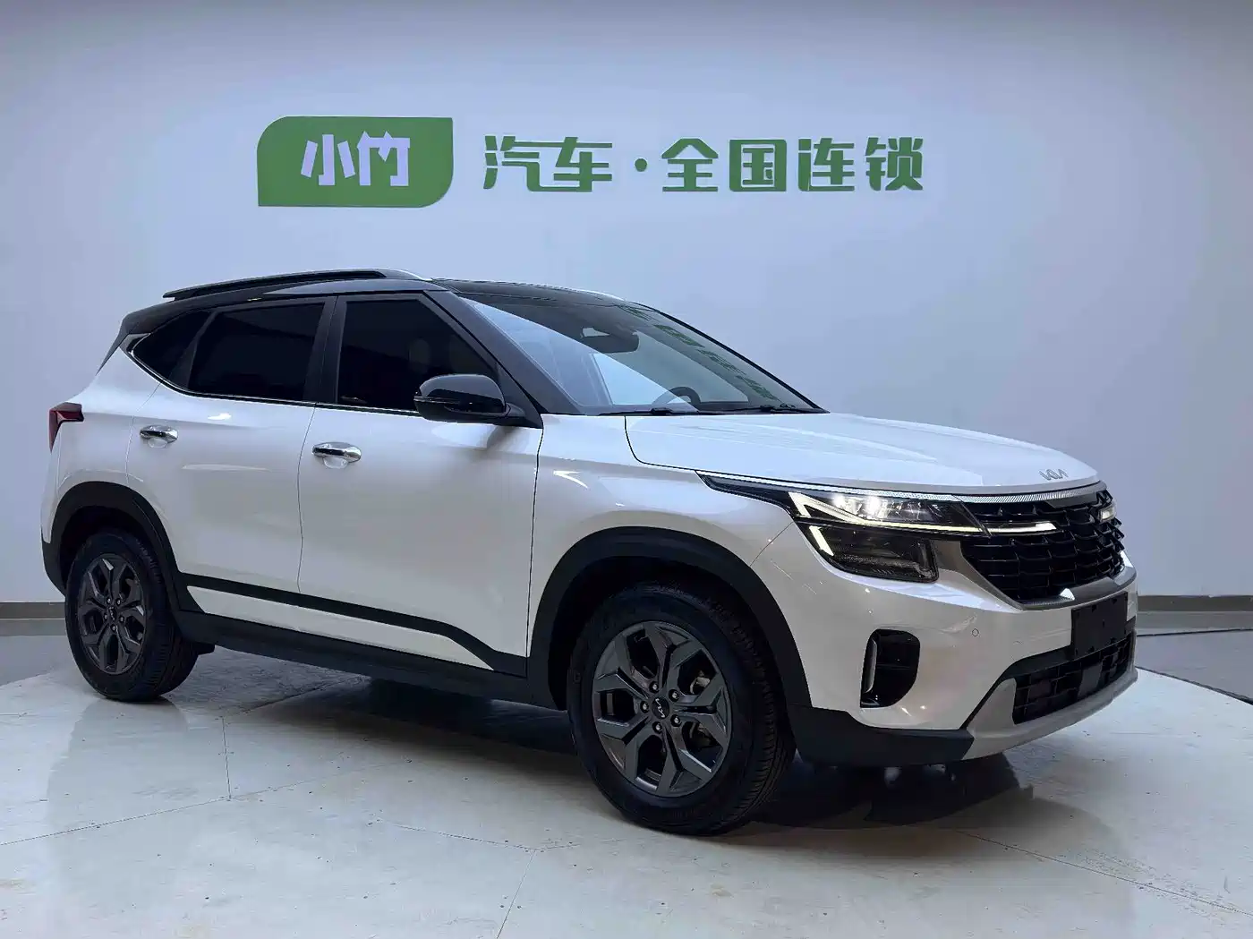 Kia Seltos 2023 1.5L CVT Luxury Edition фото 2