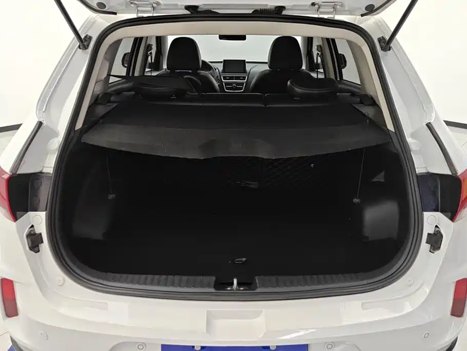 Besturn X40 2020 2019 1.6L Manual Luxury China VI