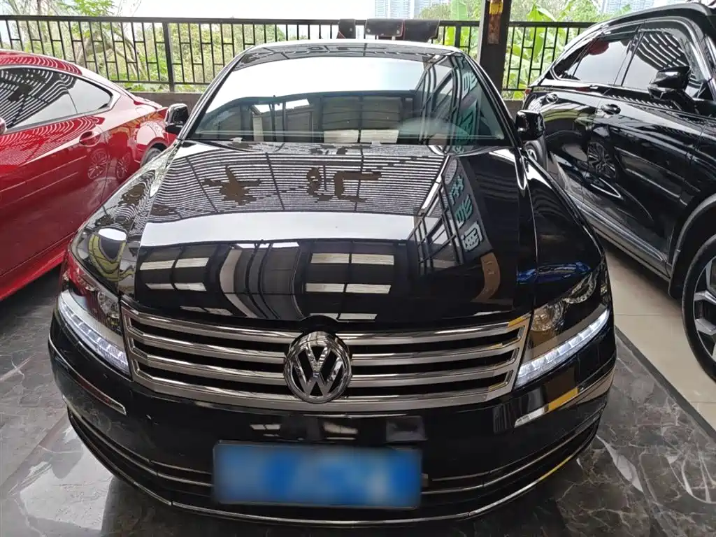 Volkswagen Phaeton 2015 Model 3.0L Exclusive Edition фото 3